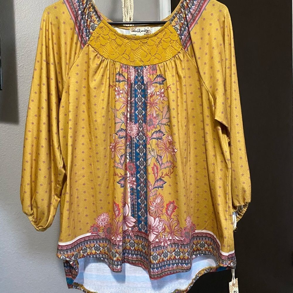 World Unity Flowy Yellow Patterned Blouse - Picture 4 of 4